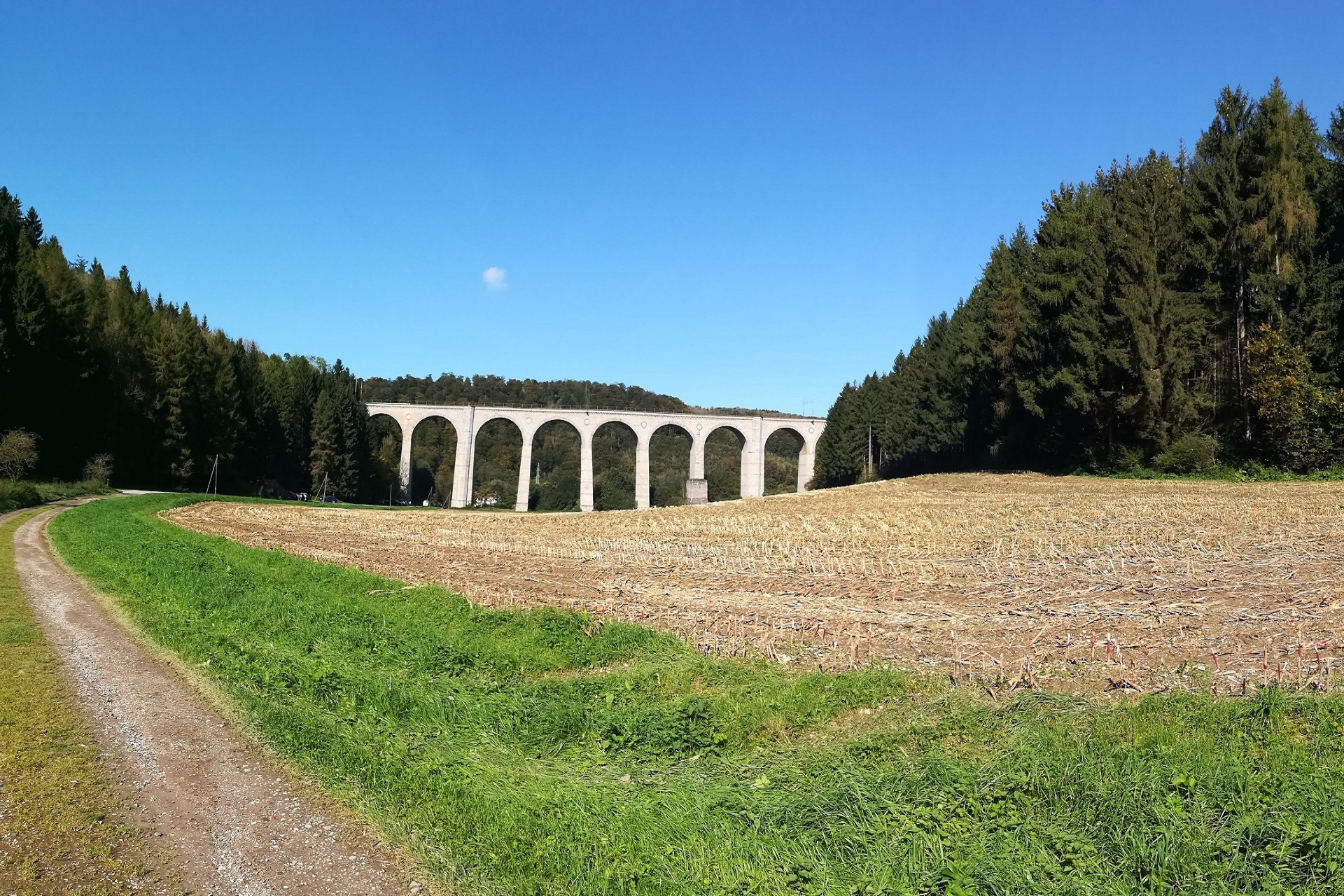 het Kleiner Viadukt over het dal van de Beke